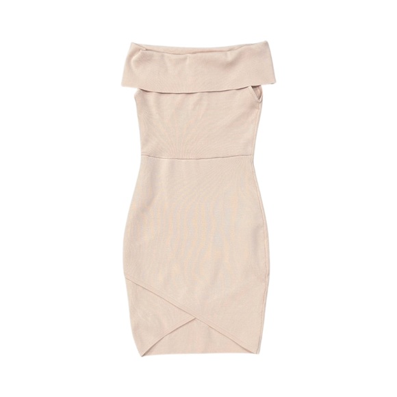 Hello Molly Everybody Loves Me Pink Dress Size Medium NWT - Picture 2 of 11